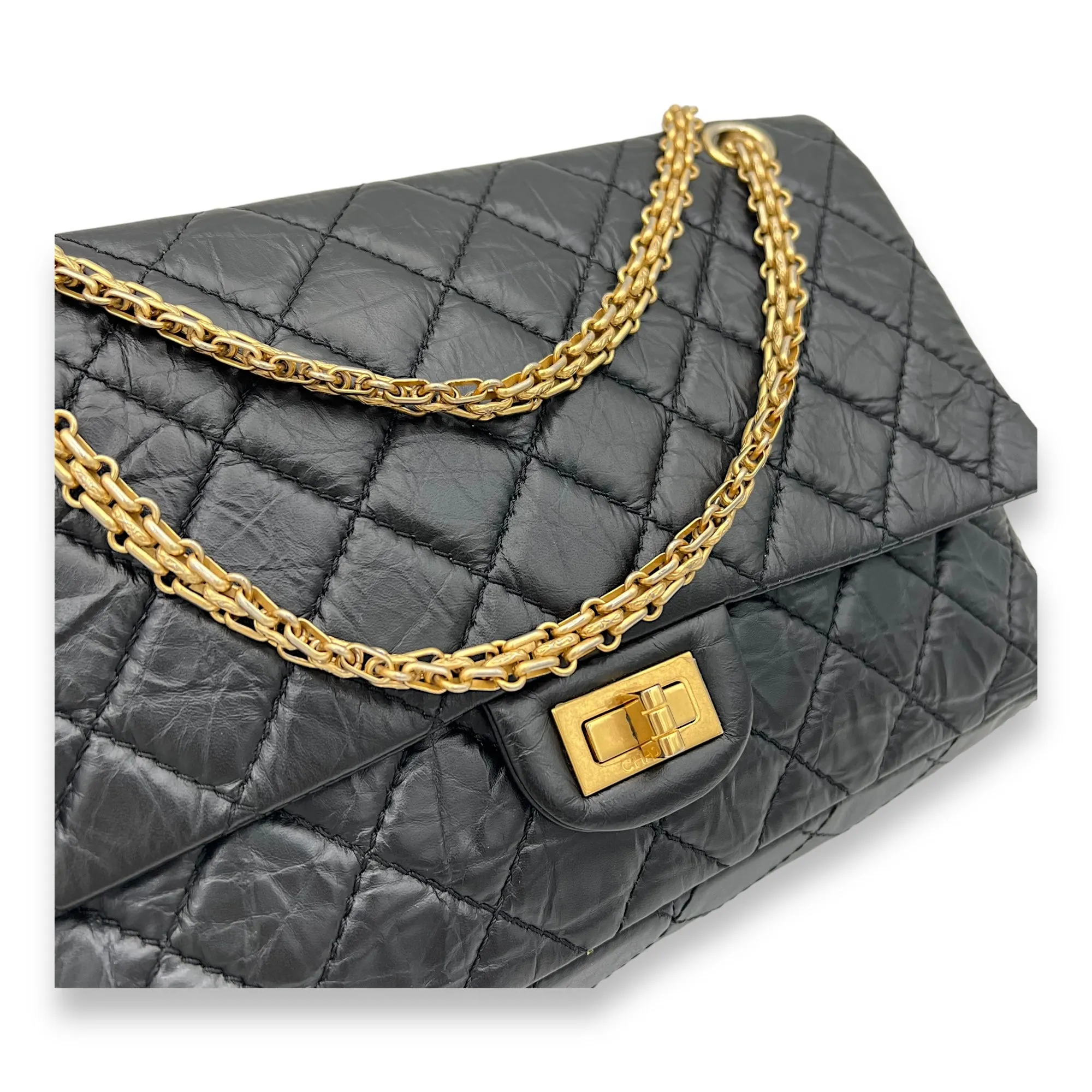 2.55 226 Medium Black Shoulder Bag in Calfskin, Gold hardware