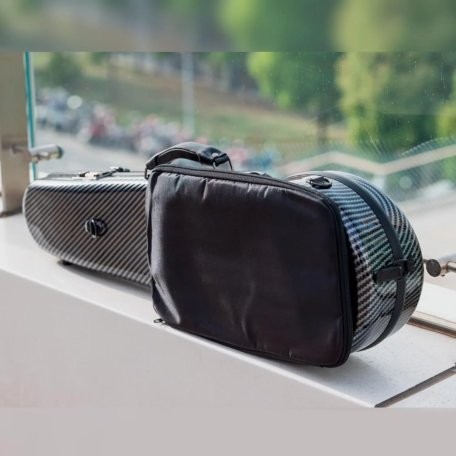 4/4 Full Size Violin Case - High-Strength Carbon Fiber Triangle Music Bag With Combination Lock and Extra Bag - Black Hard Case (VB-Trianglee-Black Stripe Spot)