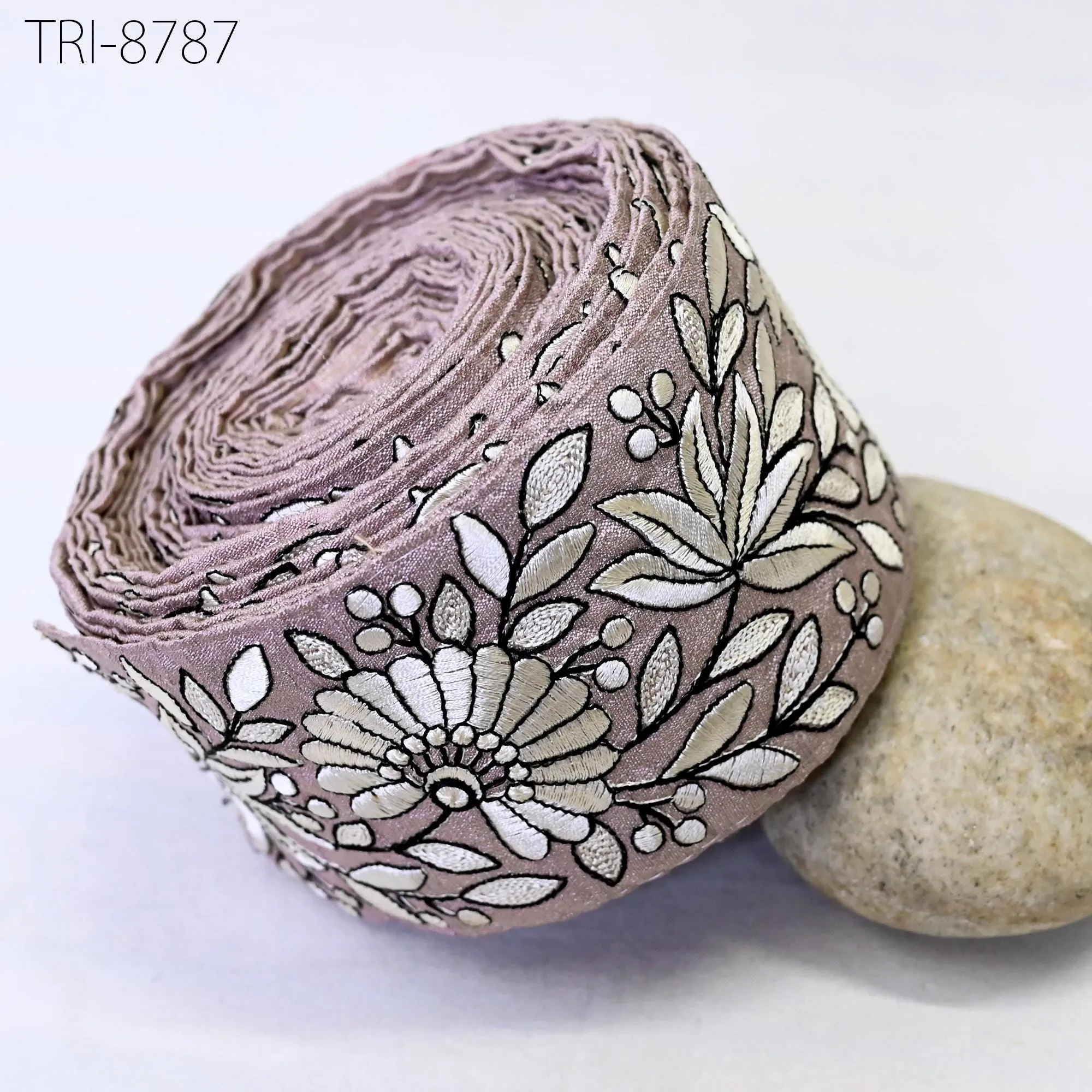 9 Yard Mauve 8cm Embroidery Trims Ribbons Floral Embellish Embroidered Fabric Saree Costume Border Crafting Sewing Beach Bag Hat Belts Gift