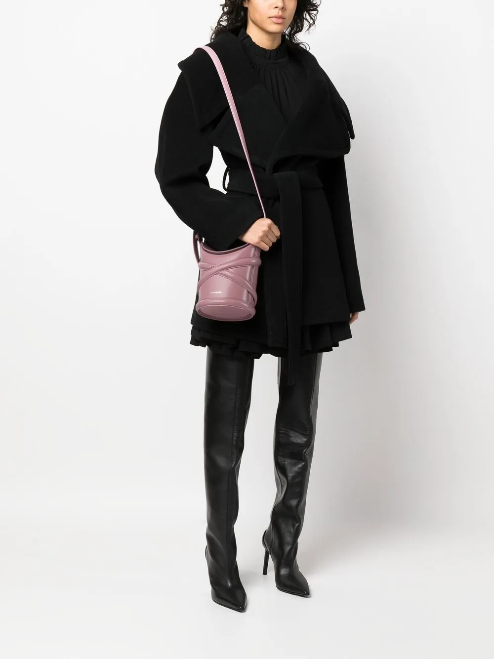 Alexander Mc Queen The Curve Leather Bucket Bag