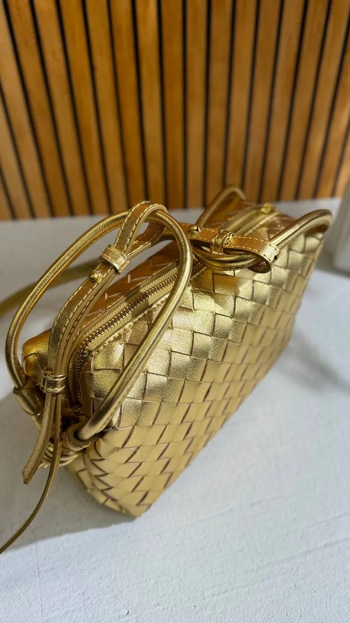 Artisan Weave™ – The Art of Texture