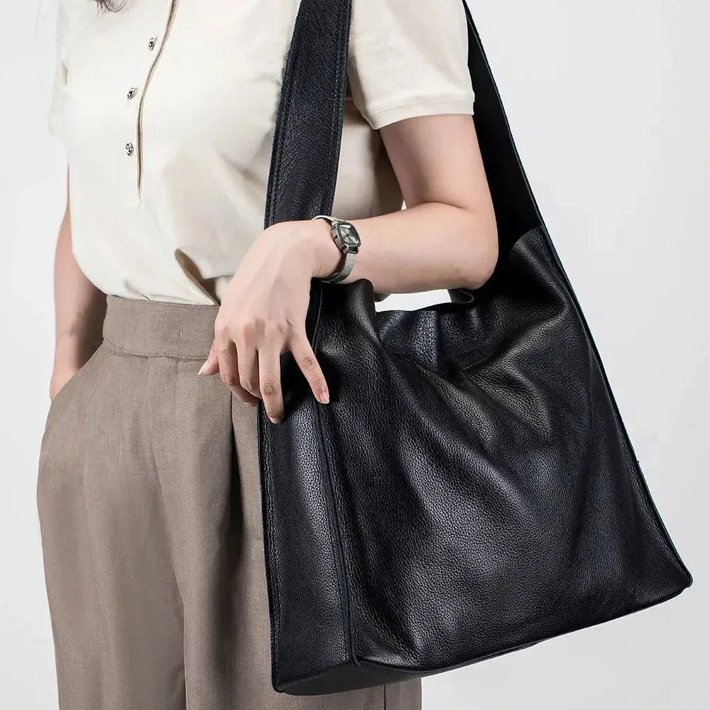 Claire’s Timeless Elegance | RFID Tote Bag