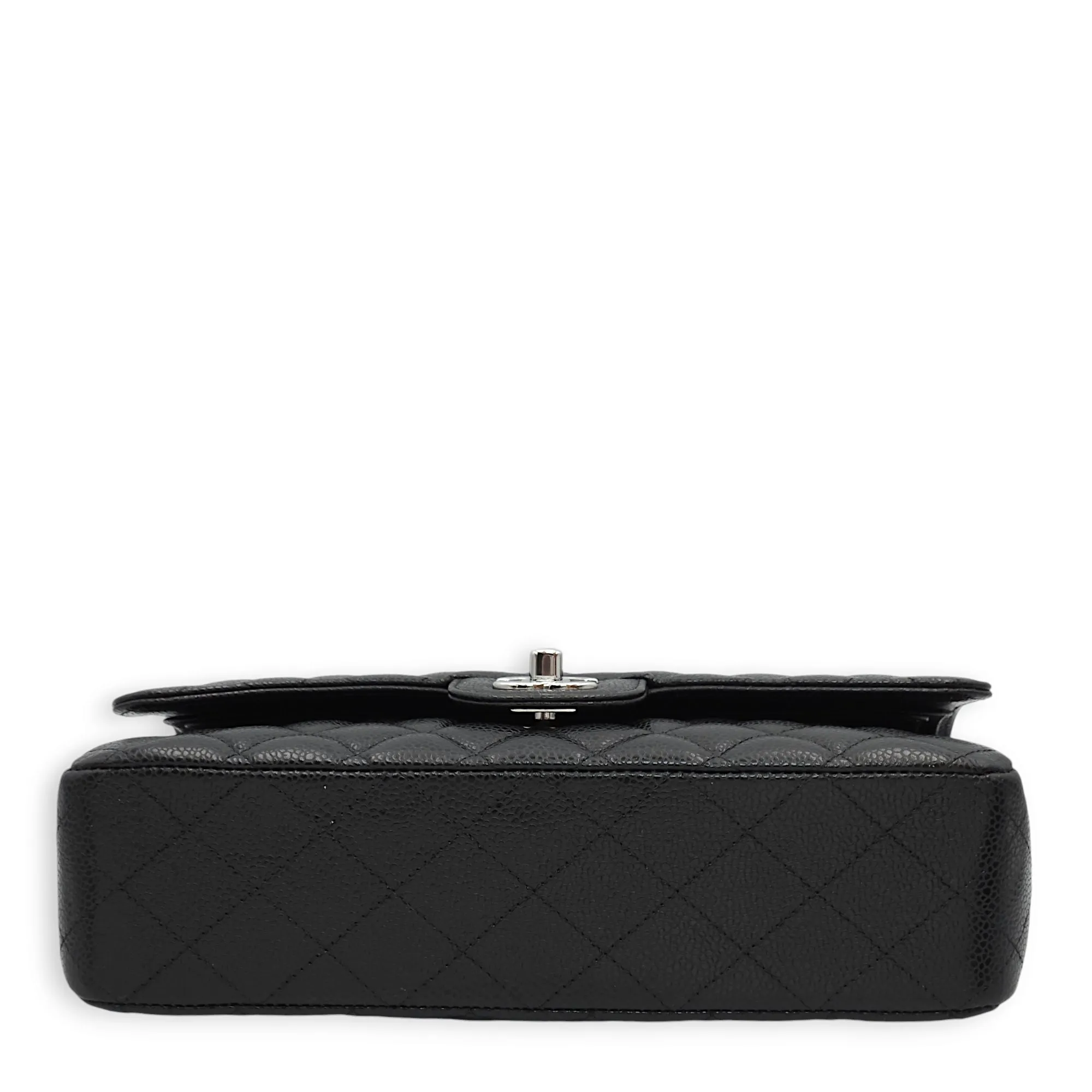 Classic Double Flap Medium Black Shoulder Bag in Caviar Leather, Silver hardware