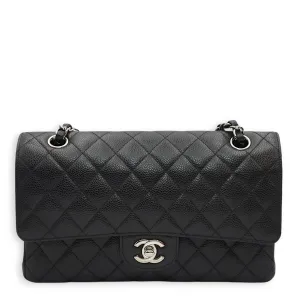 Classic Double Flap Medium Black Shoulder Bag in Caviar Leather, Silver hardware