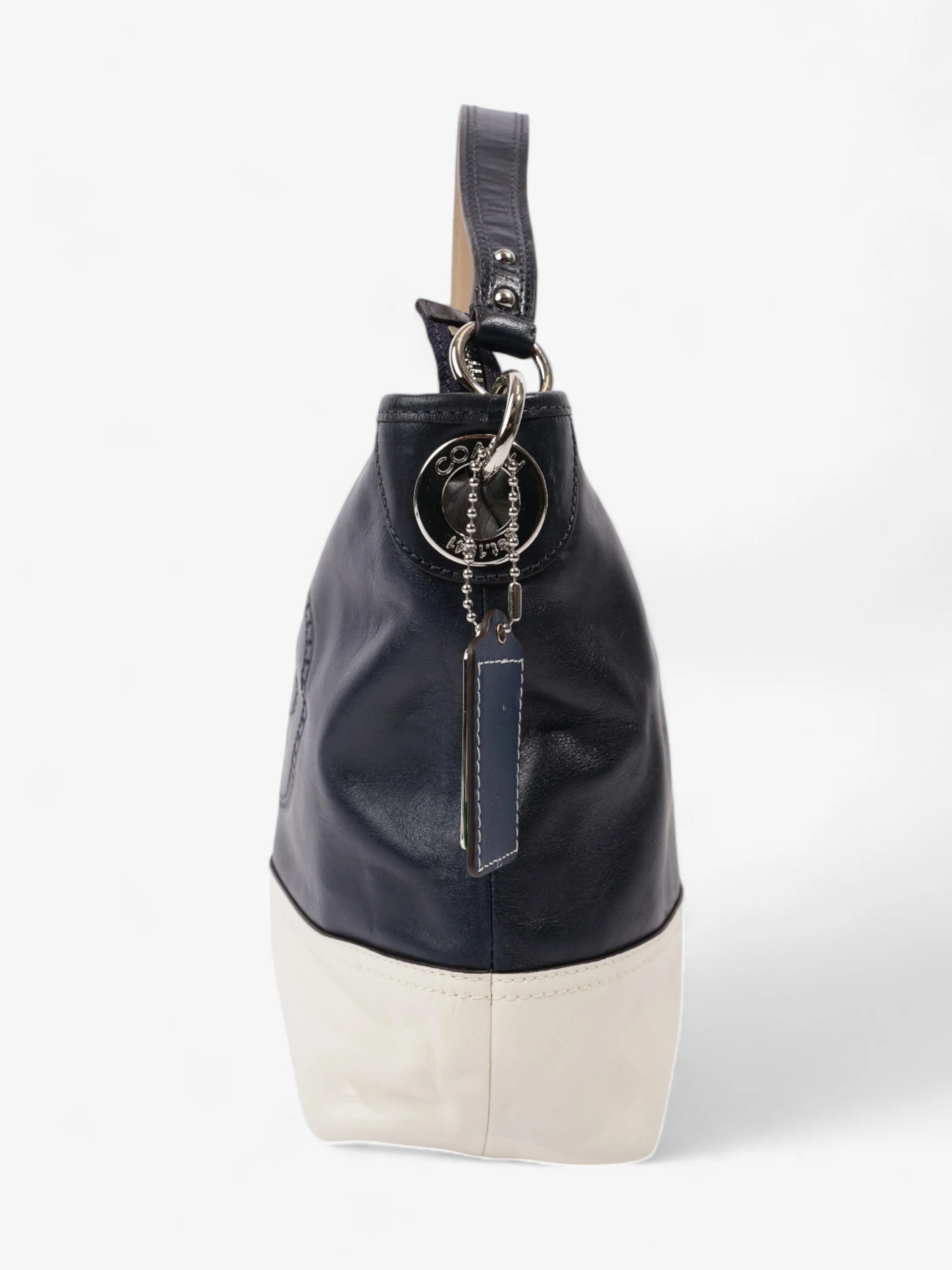 Coach 19393 Hamptons Navy Blue / Cream Leather
