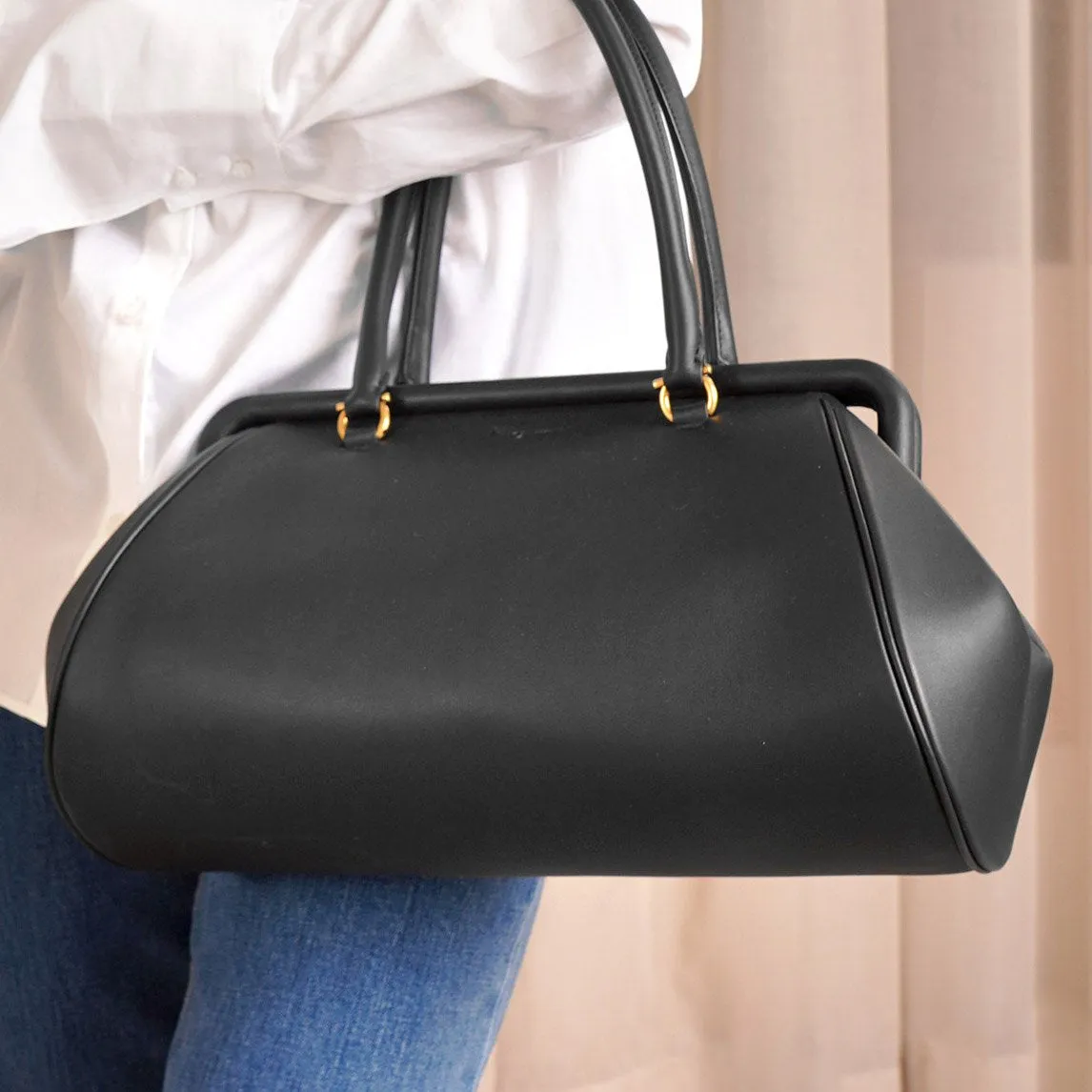 Frame leather shoulder bag