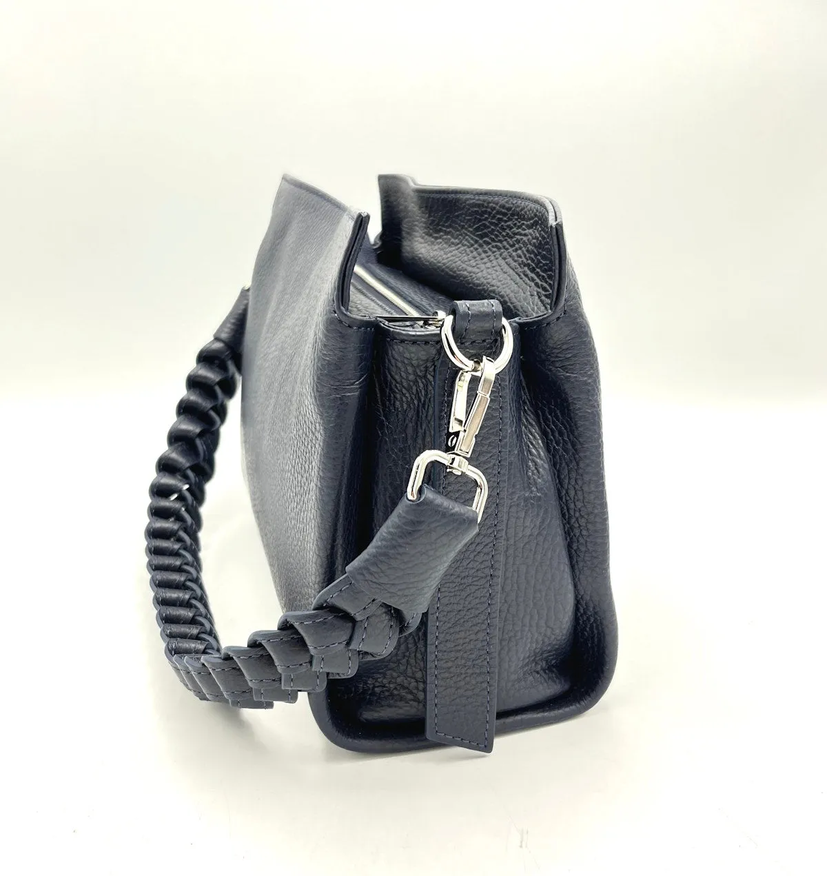 Genuine leather shoulder bag, for women, Made in Italy, art. 112421