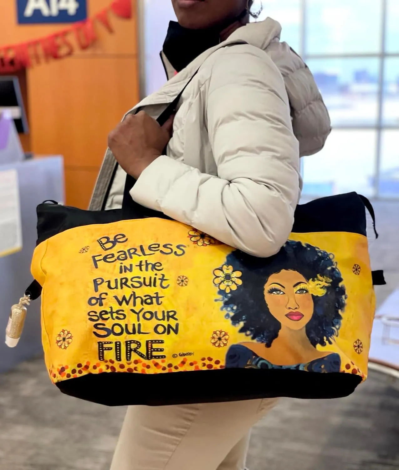 Gym Bag for African American Women, Large Duffle Bag for Sports, Travel, Overnight Travel, Weekender Trip, Waterproof, with a Detatchable Shoulder Strap, Black Girl Art