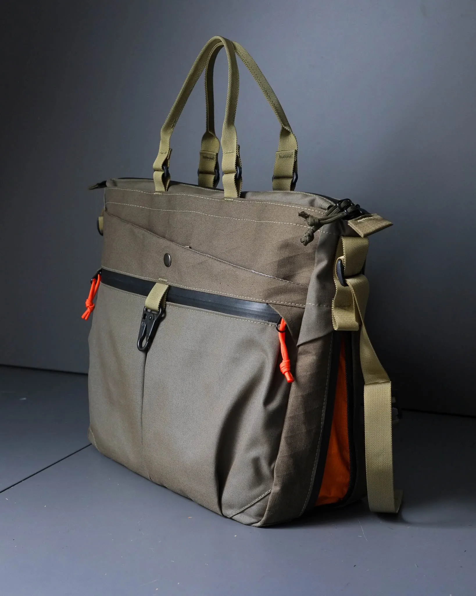 Messenger Tote V1 Dark Olive