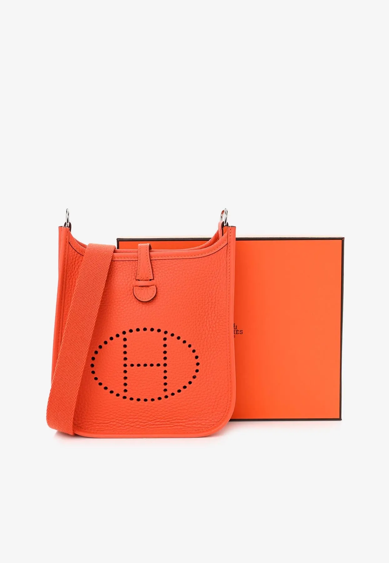 Mini Evelyne 16 in Feu Taurillon Clemence with Palladium Hardware