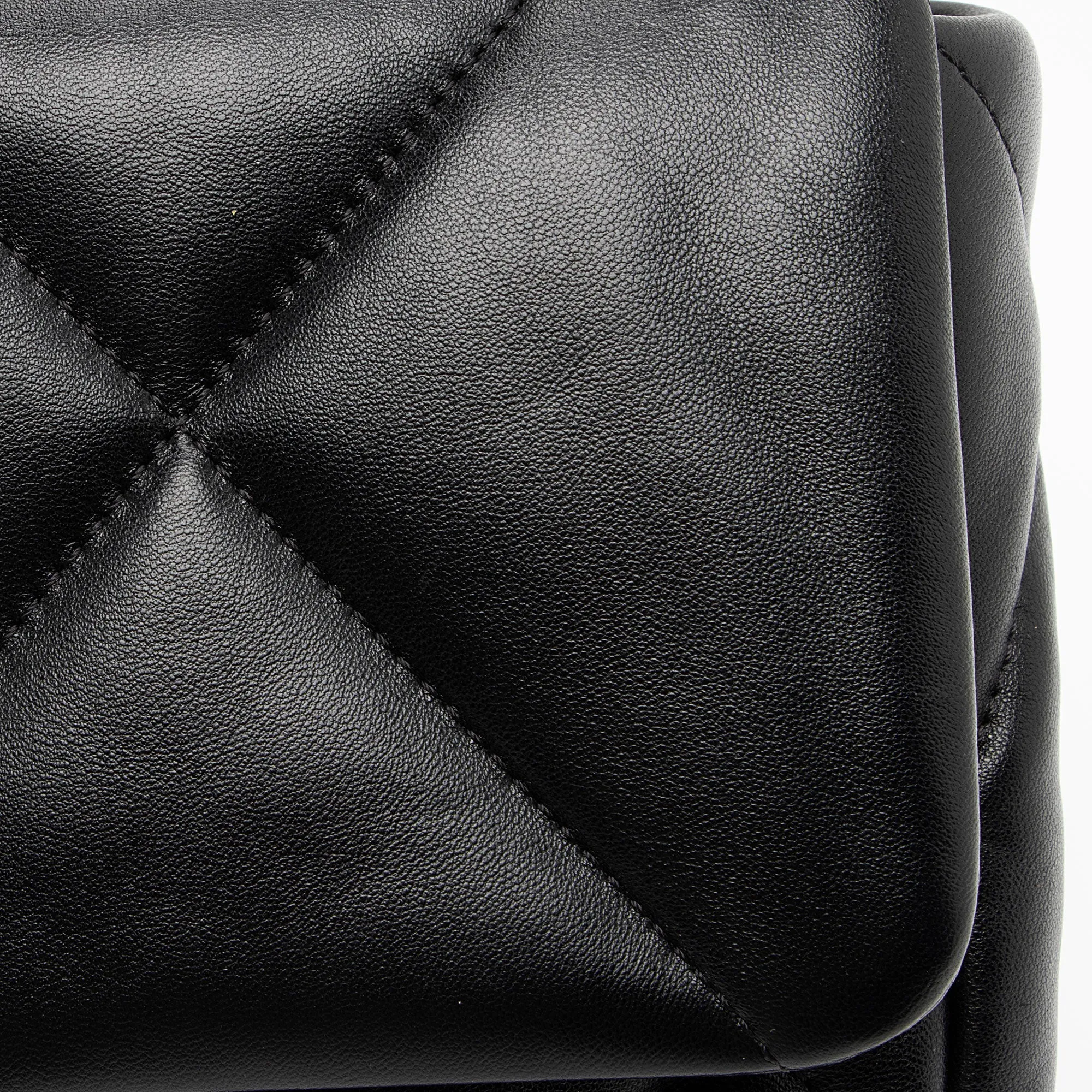 Private sale Flap Efficient customer service Medium Lambskin Shoulder 19 Chanel Bag (SHF-boGp4i)