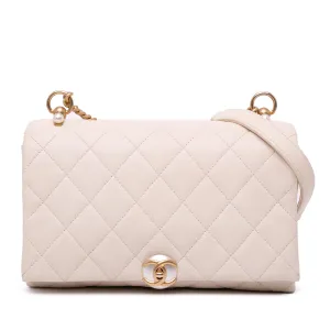 Quilted Calfskin Pearl CC Accordion Flap