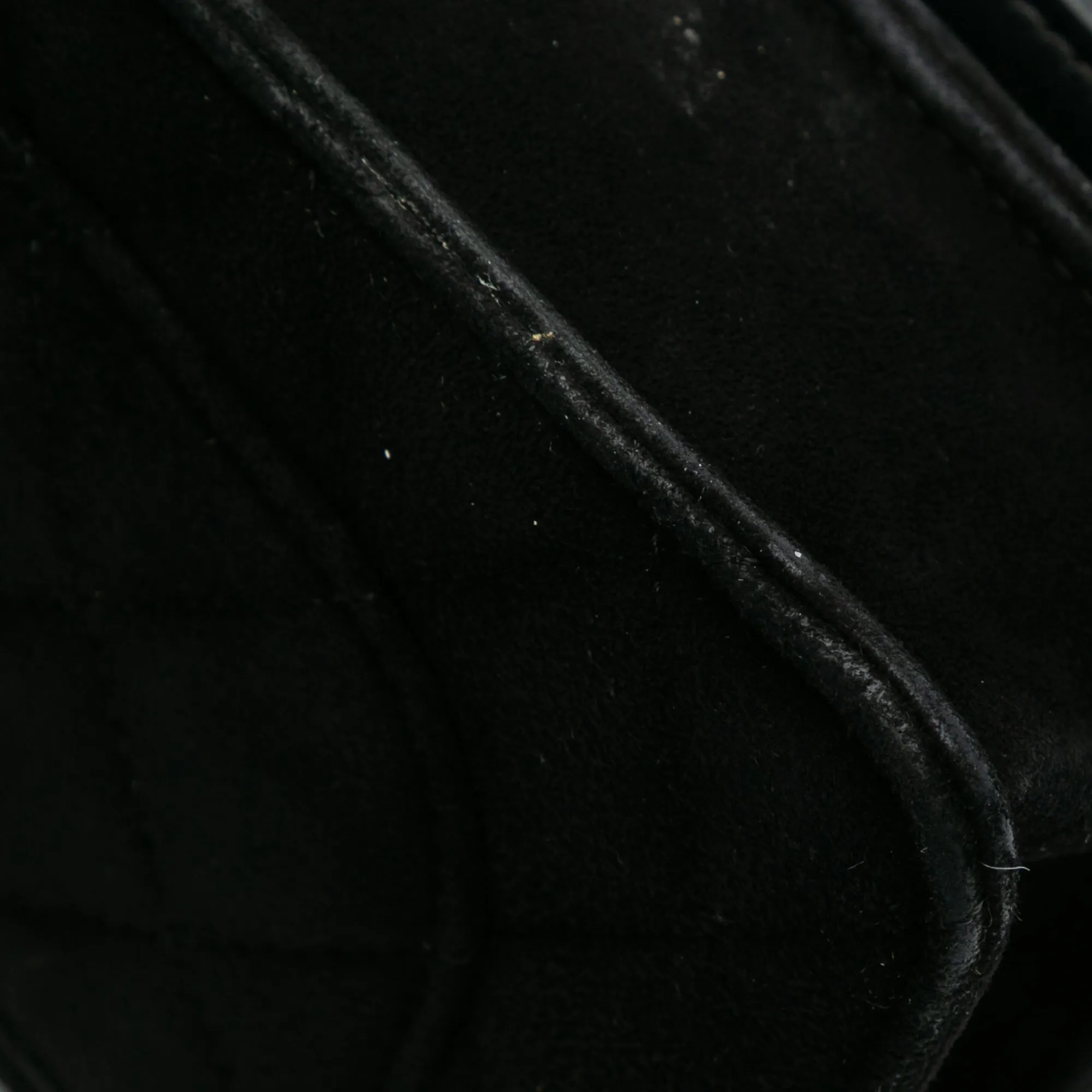 Quilted Suede Cocostellar Wallet on Chain