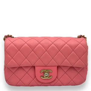 Quilted Worth the price Calfskin, hardware Pearl High-value Gold in Pink Shoulder Bag Crush