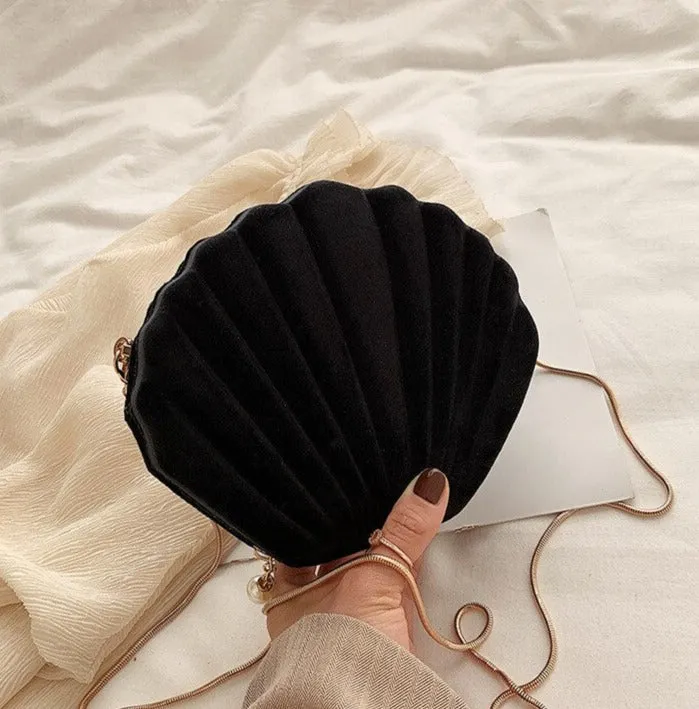 "PALOURDE DE VELOURS" - Velevet Clam Crossbody Bag