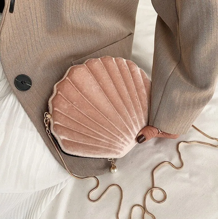"PALOURDE DE VELOURS" - Velevet Clam Crossbody Bag