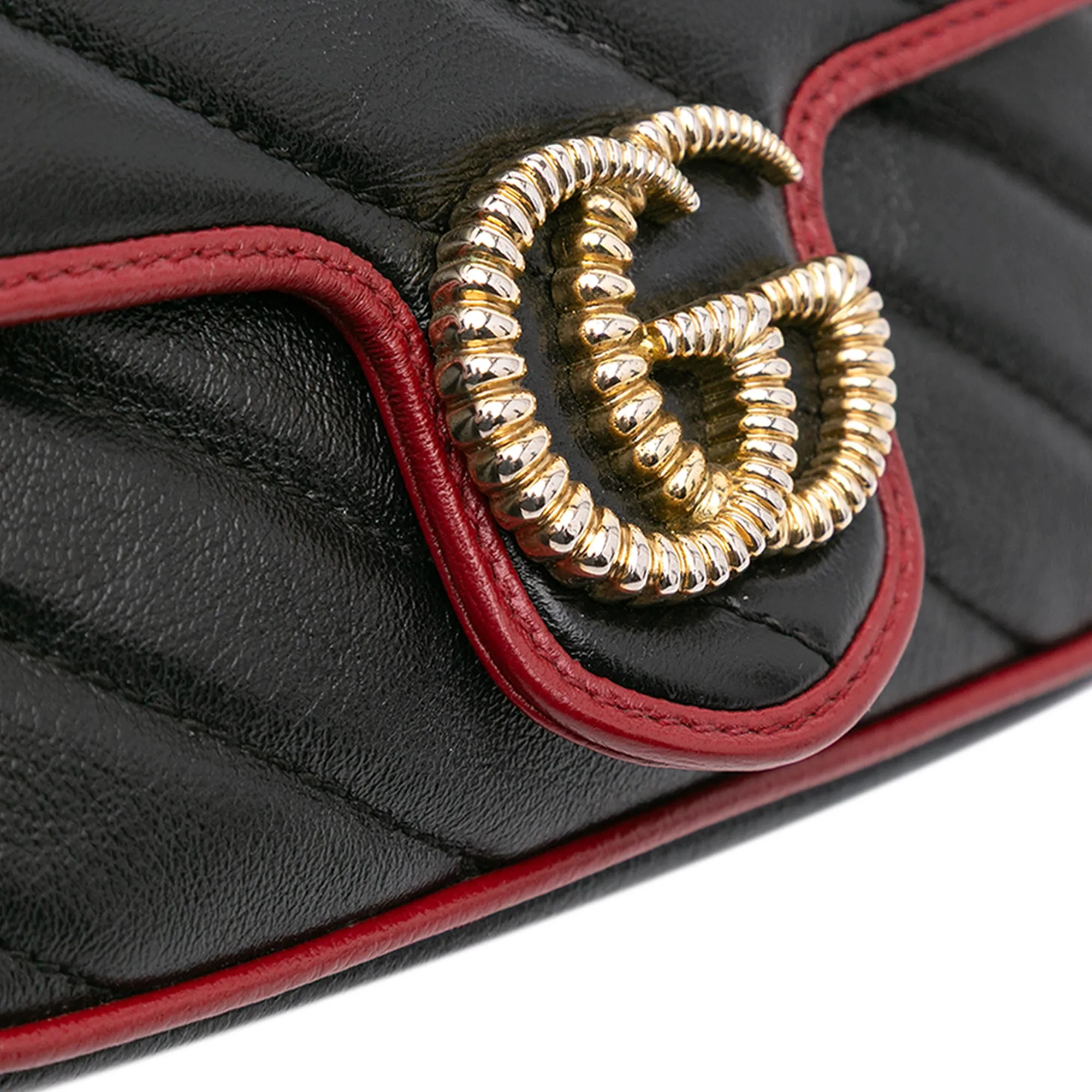 Super Mini GG Marmont Matelasse Leather Torchon Flap Crossbody