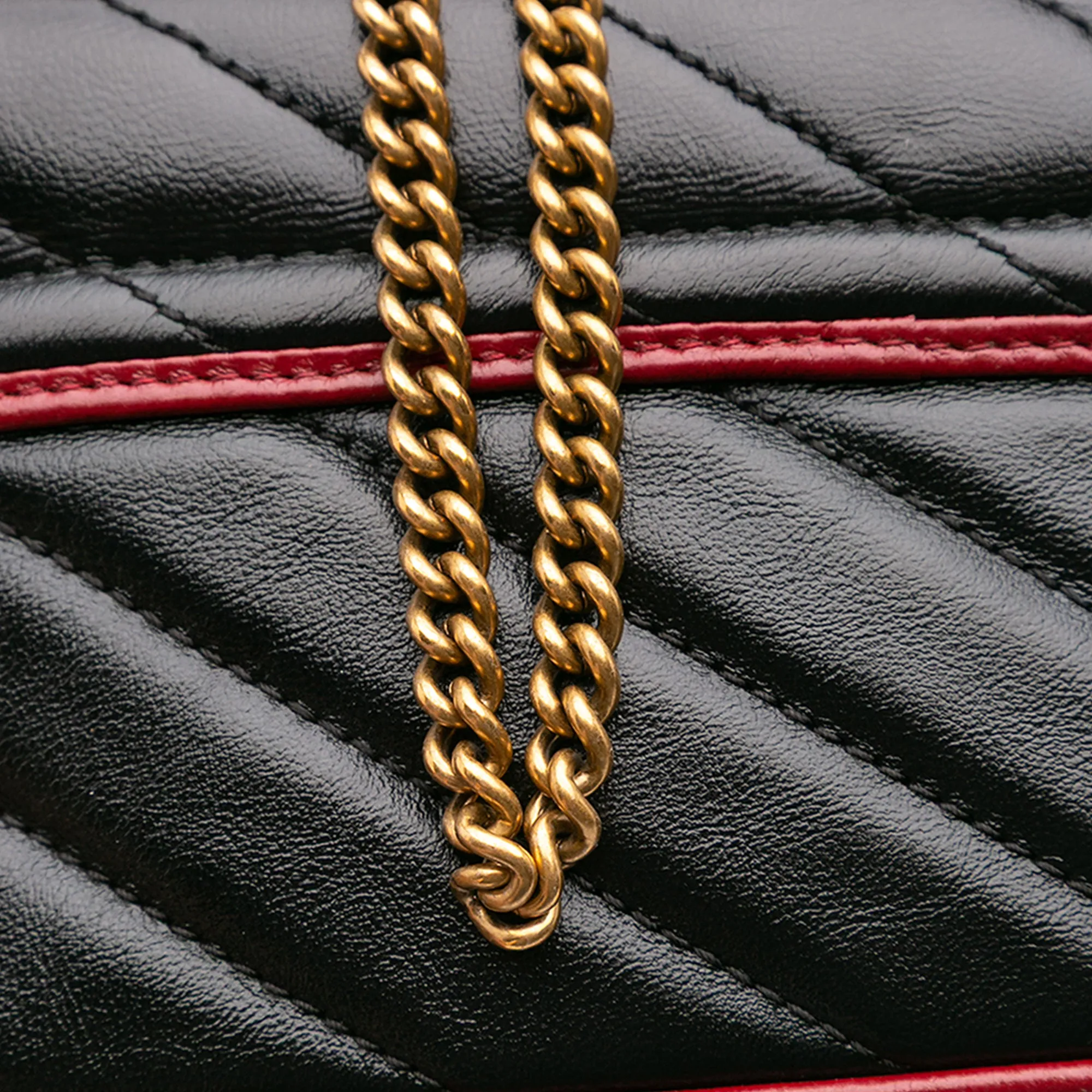 Super Mini GG Marmont Matelasse Leather Torchon Flap Crossbody