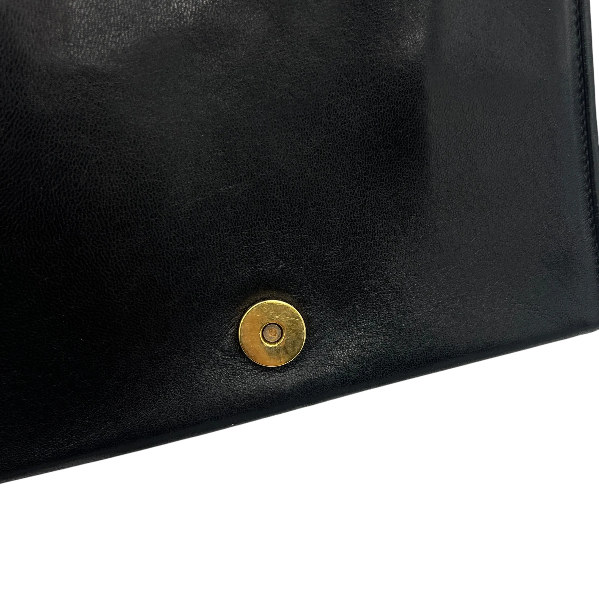 Vintage Shoulder Bag Black in Lambskin, Gold hardware