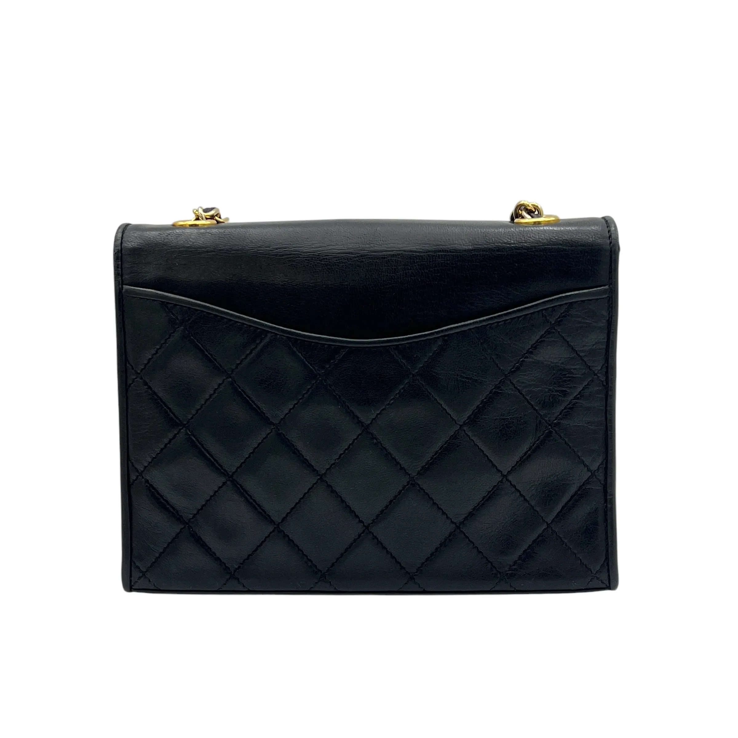Vintage Shoulder Bag Black in Lambskin, Gold hardware