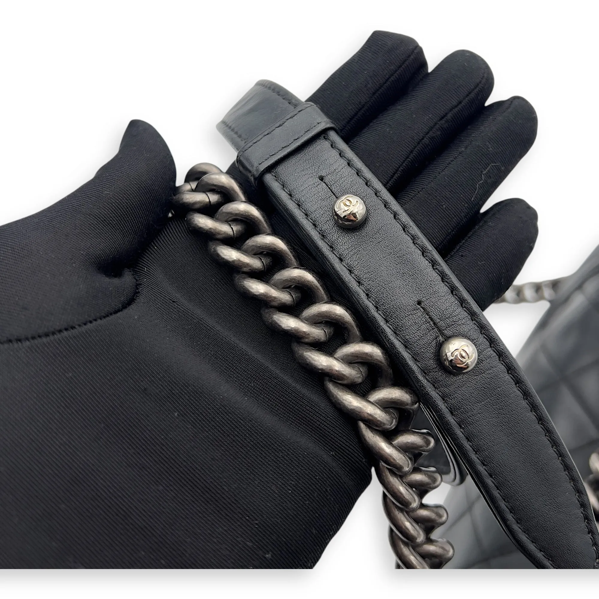 Virtual Shoulder Old hardware Lambskin, Medium Black Bag Ruthenium Boy Wholesale in