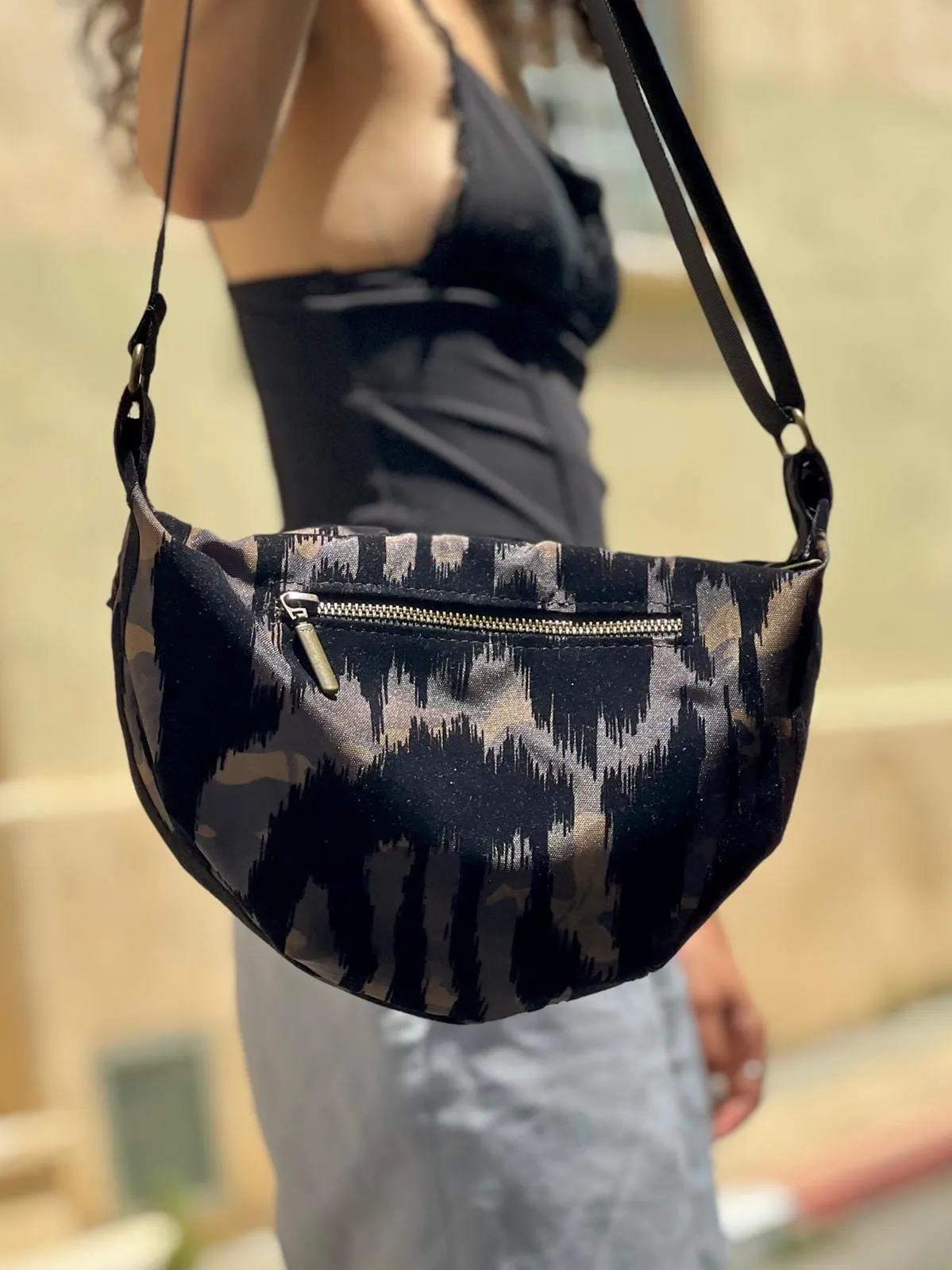 Vital Side Bag with Velvet Accents