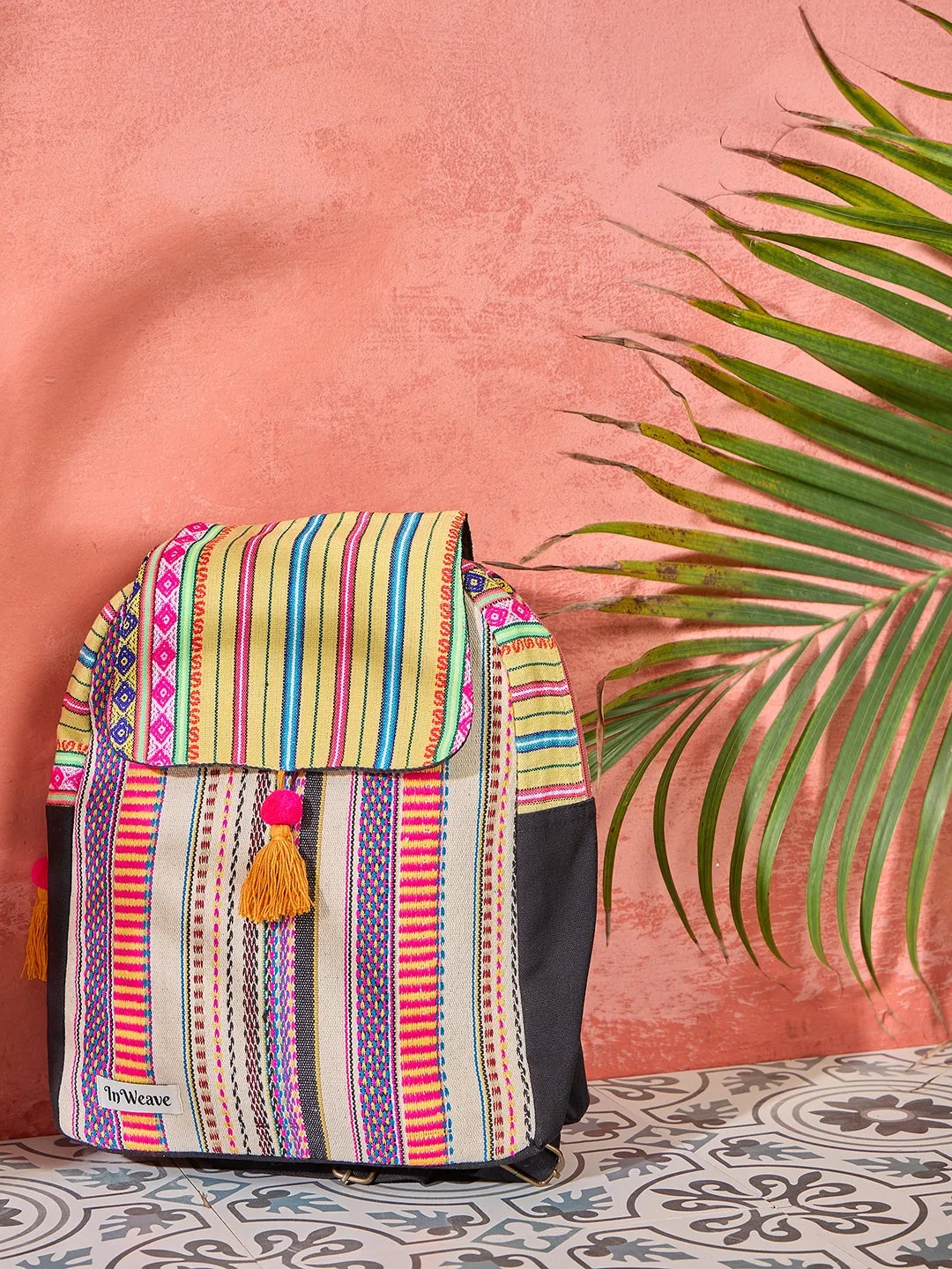 Vivid Rope Flap Bagpack